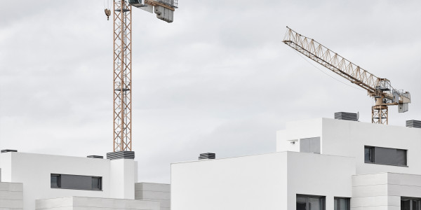 Proyectos de Rehabilitaciones Alió · Cumplimiento de Normativas y Permisos